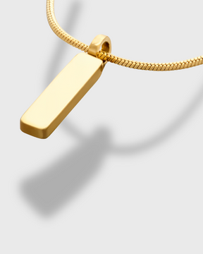 GRAND SUCESS – SQUARE CHAIN PENDANT